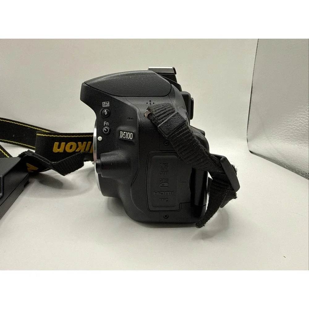 Nikon D5100 Digital SLR Camera Body Black 16.2MP 3in LCD AF w/ Strap